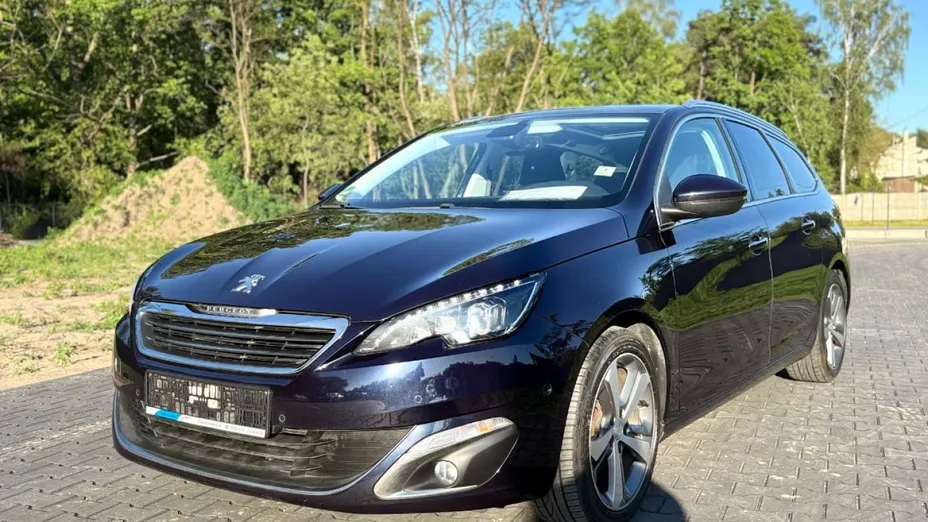 PEUGEOT 308 -