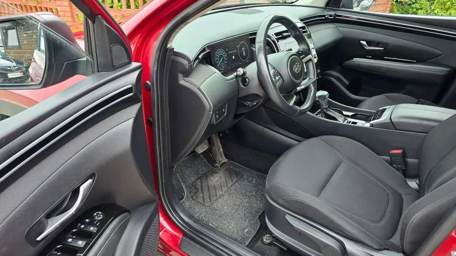HYUNDAI Tucson -