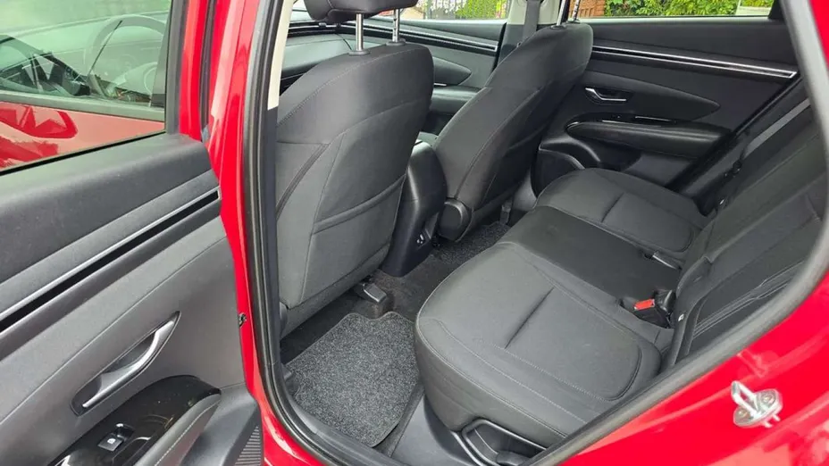 HYUNDAI Tucson -