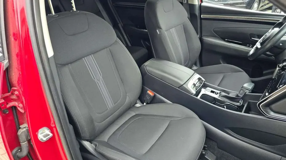 HYUNDAI Tucson -