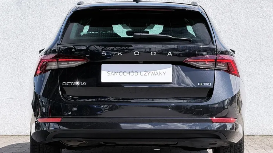 SKODA Octavia -
