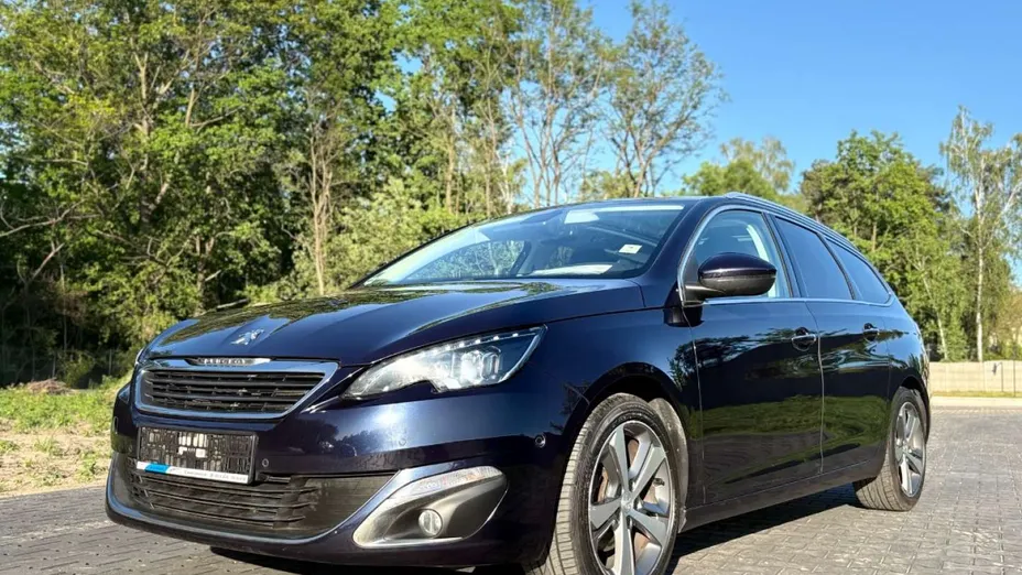 PEUGEOT 308 -