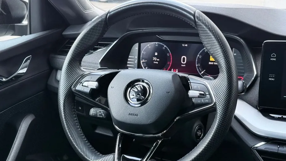 SKODA Octavia -