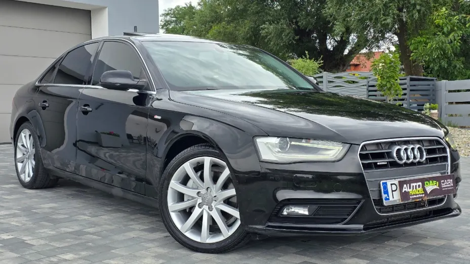 AUDI A4 -