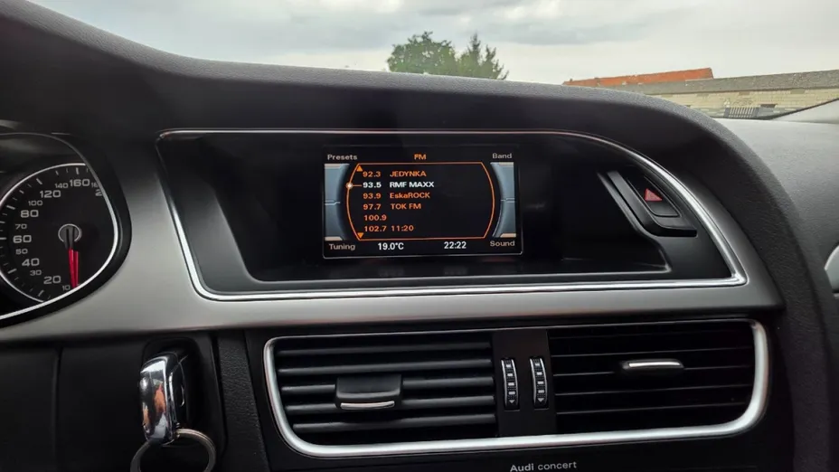 AUDI A4 -