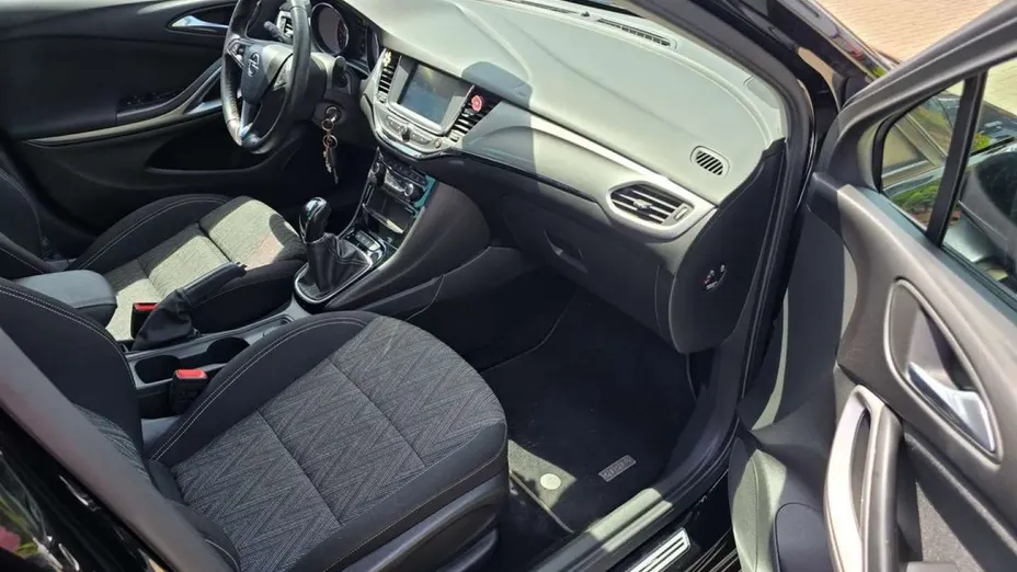 OPEL Astra -