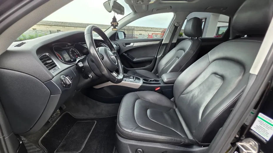 AUDI A4 -