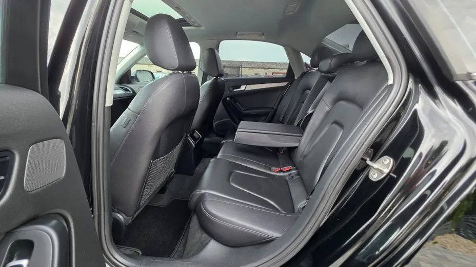 AUDI A4 -