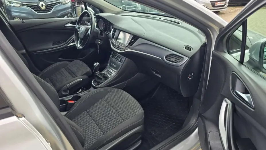 OPEL Astra -