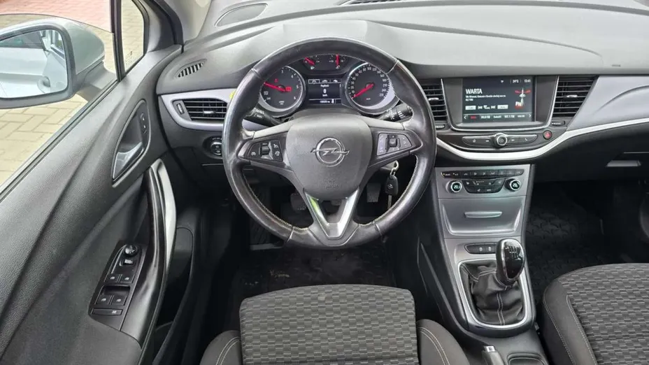 OPEL Astra -