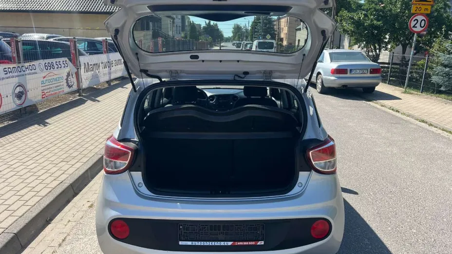 HYUNDAI i10 -