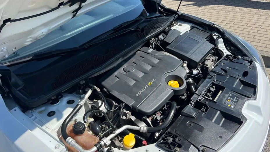 RENAULT Megane -