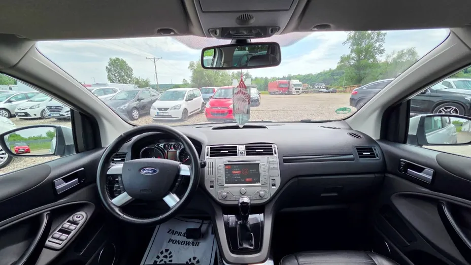 FORD Kuga -