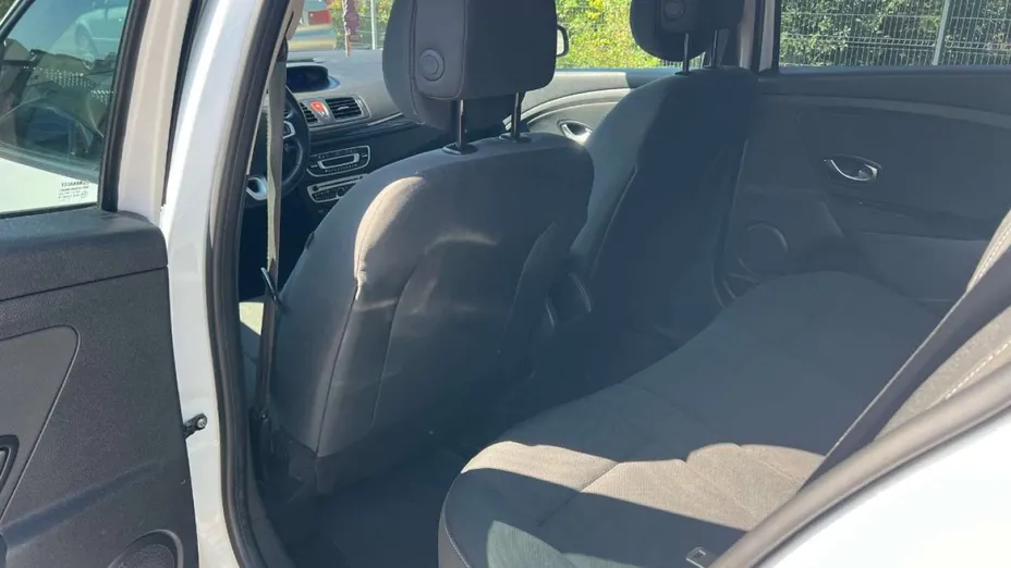 RENAULT Megane -