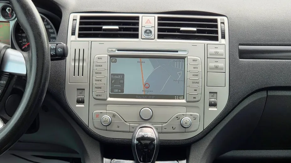 FORD Kuga -