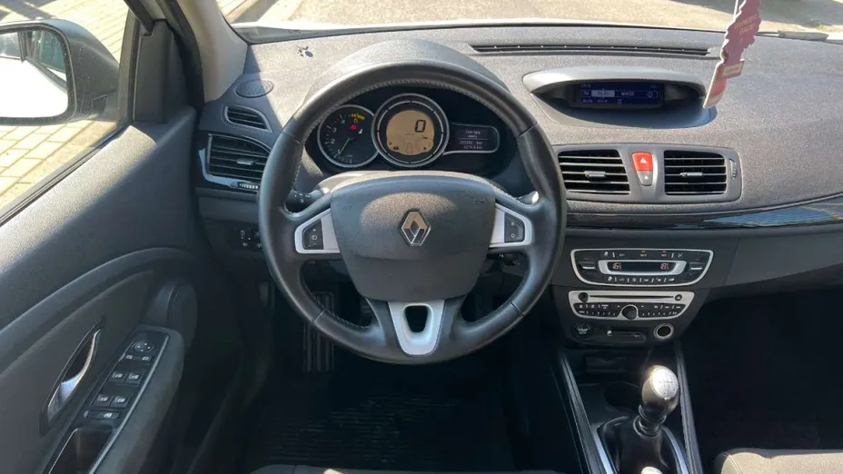 RENAULT Megane -