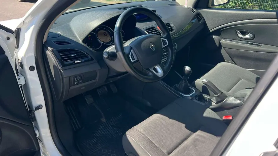 RENAULT Megane -