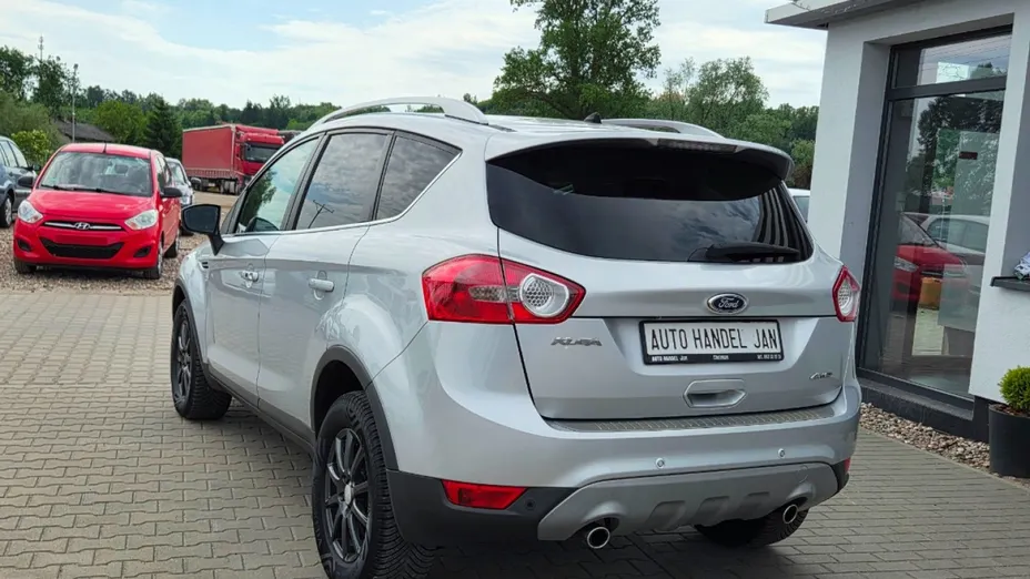 FORD Kuga -