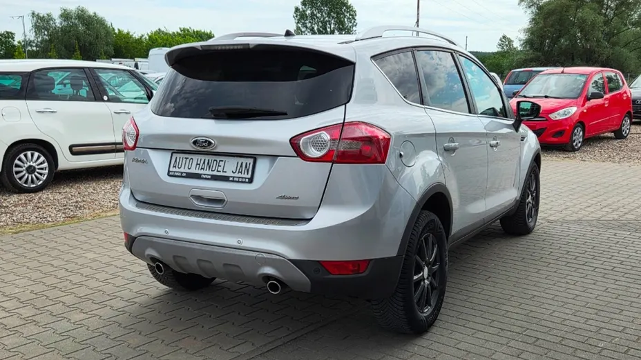 FORD Kuga -