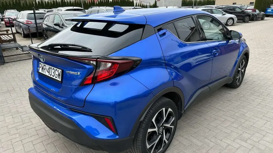 TOYOTA C-HR -