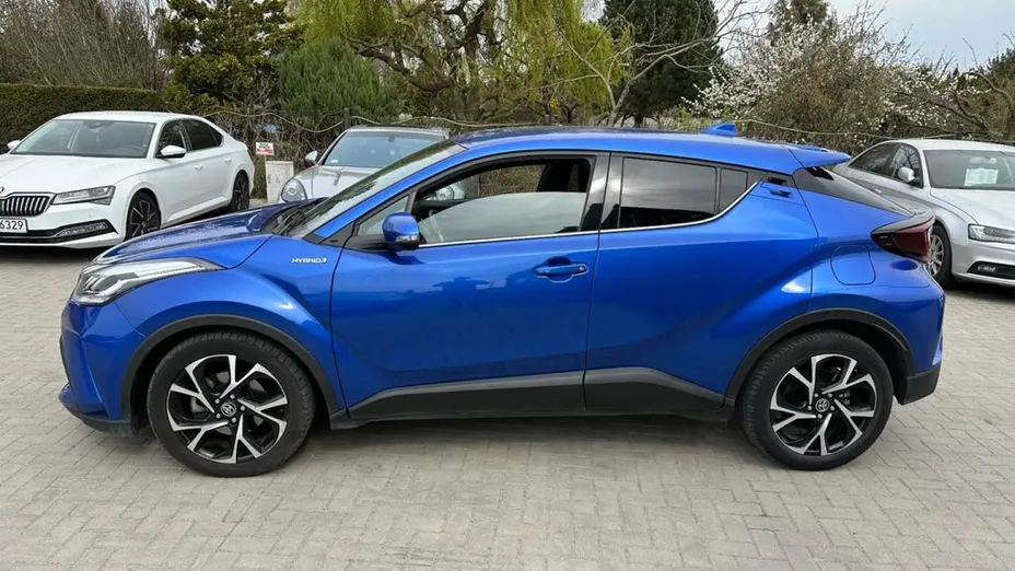 TOYOTA C-HR -