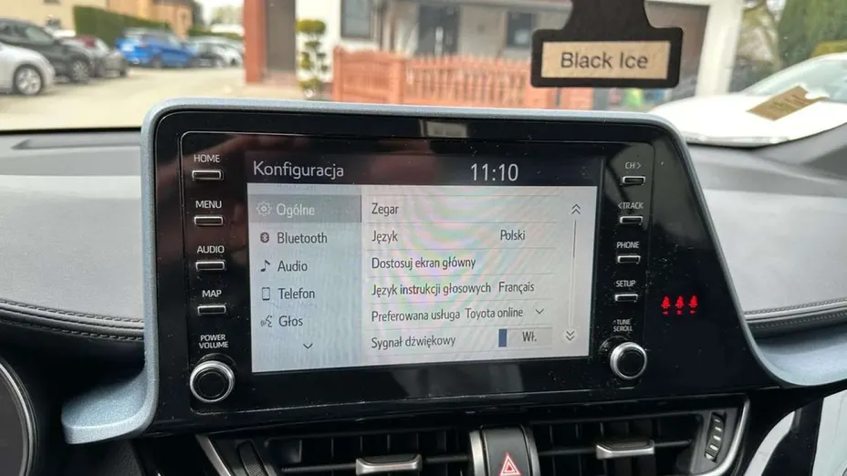 TOYOTA C-HR -