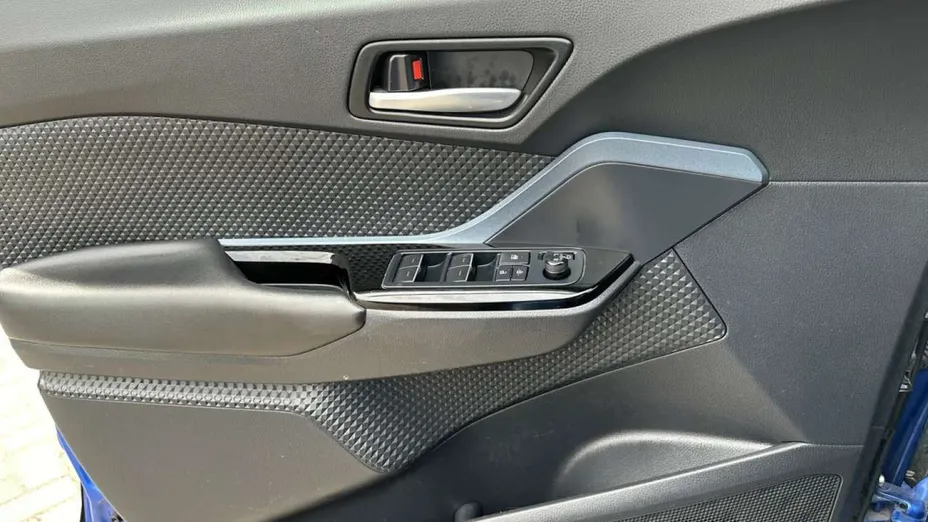 TOYOTA C-HR -
