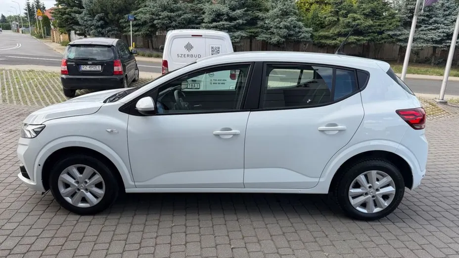 DACIA Sandero -