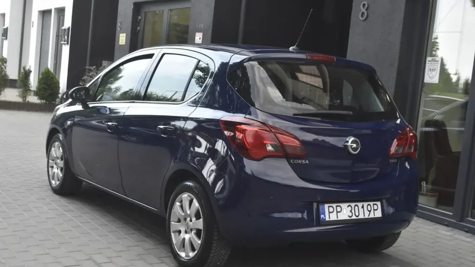 OPEL Corsa -