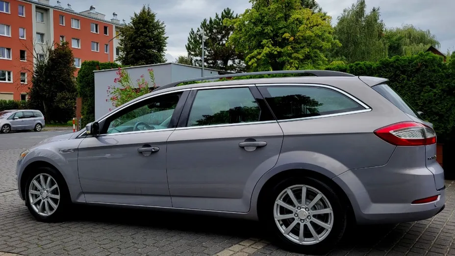 FORD Mondeo -