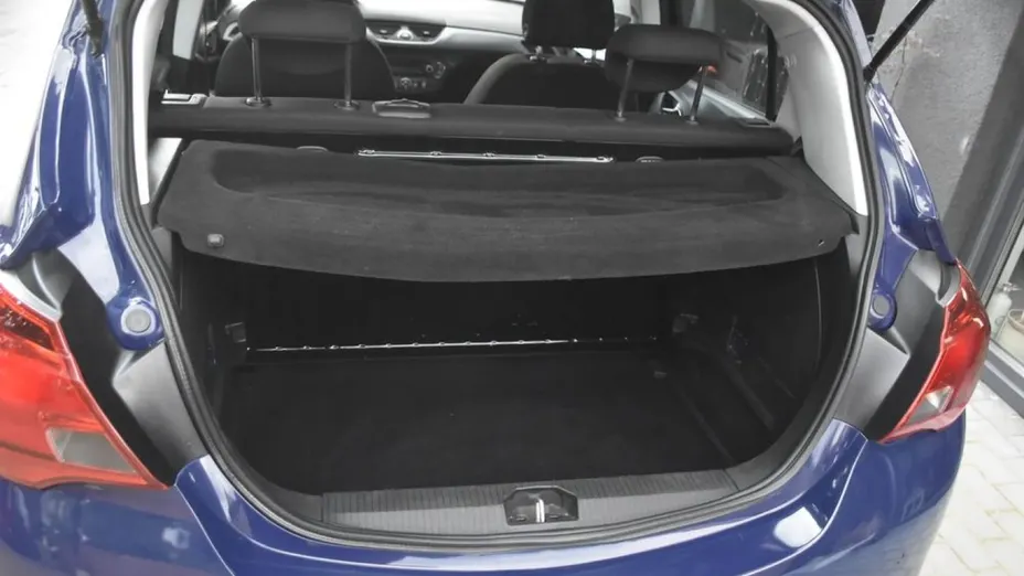 OPEL Corsa -