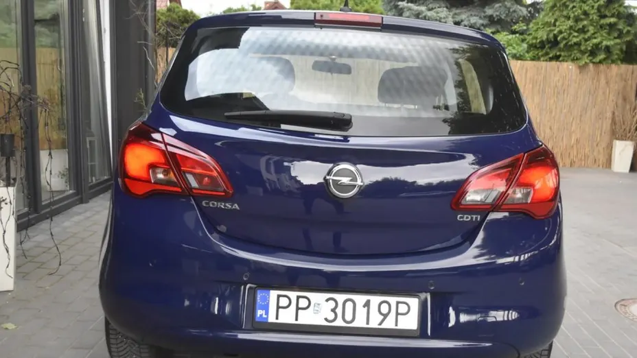 OPEL Corsa -