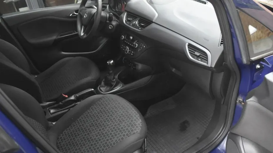 OPEL Corsa -