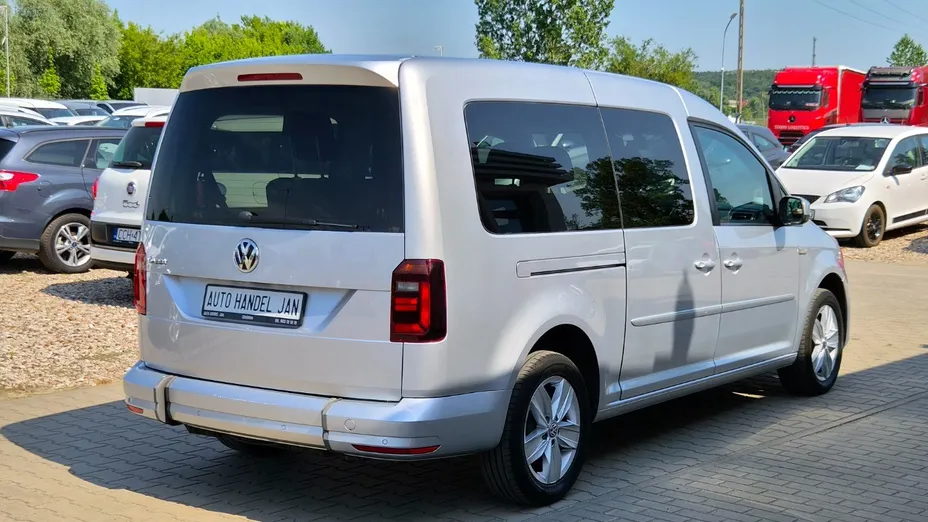 VOLKSWAGEN Caddy -