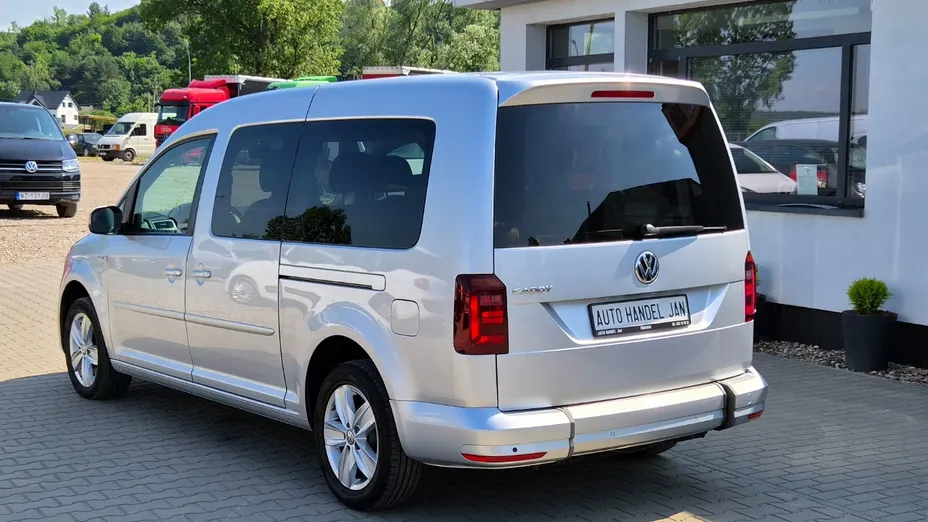 VOLKSWAGEN Caddy -