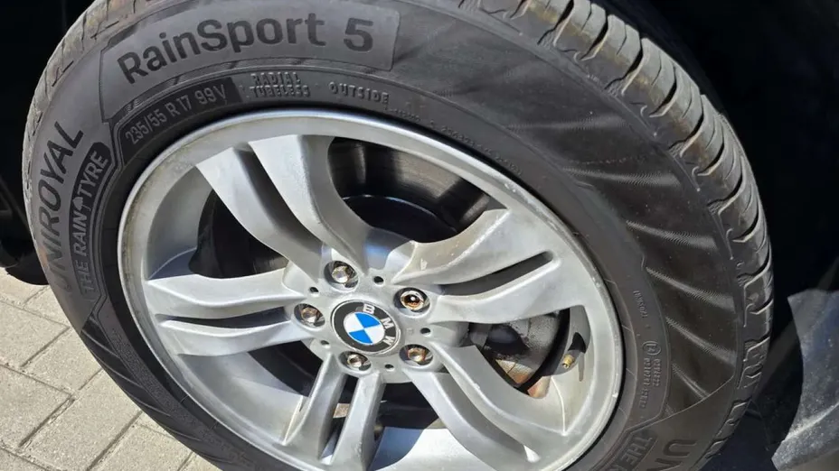 BMW X3 -