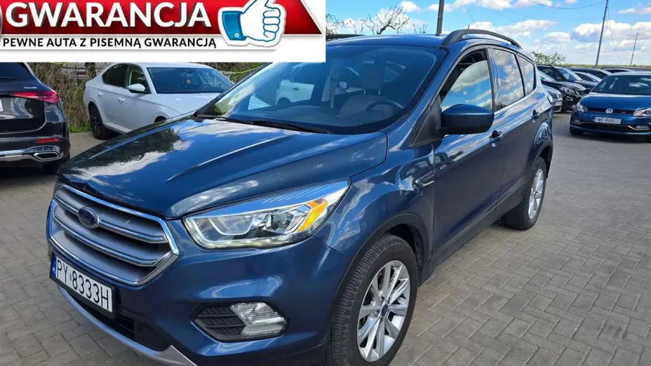 FORD Escape -