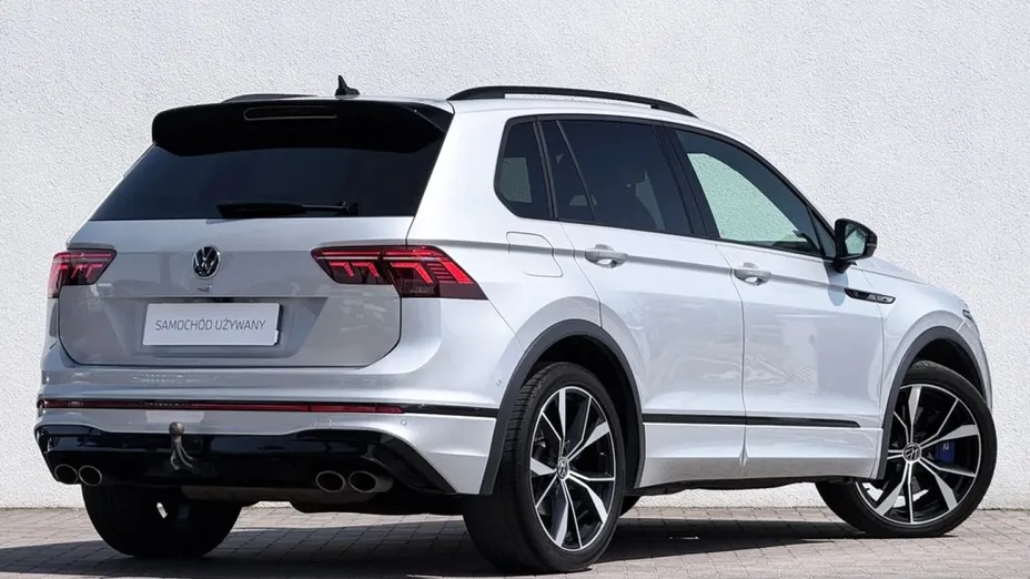 VOLKSWAGEN Tiguan -