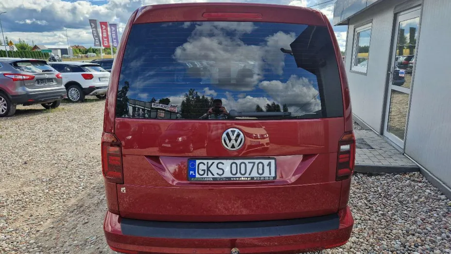 VOLKSWAGEN Caddy -
