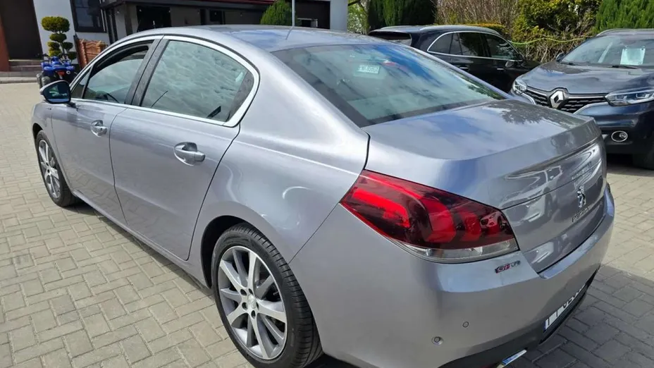 PEUGEOT 508 -