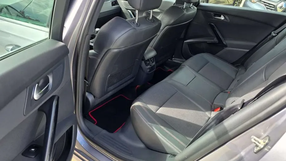 PEUGEOT 508 -