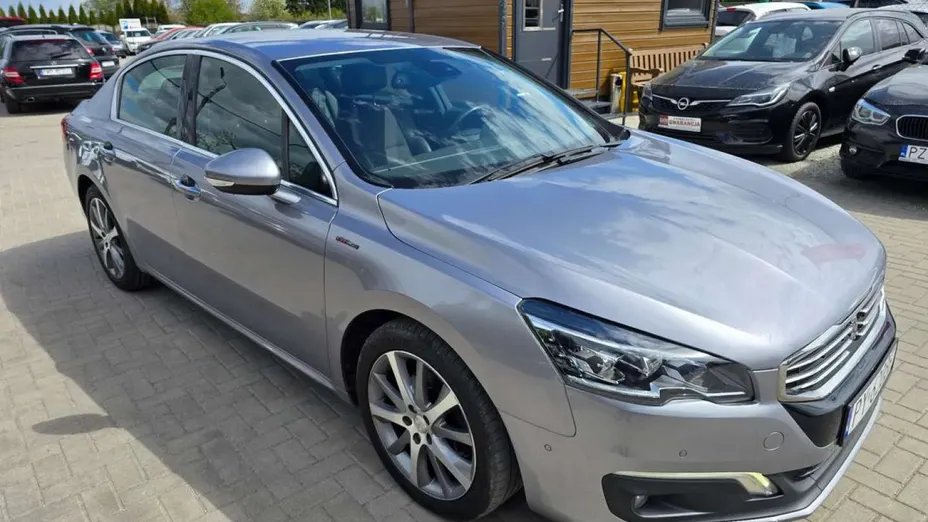 PEUGEOT 508 -