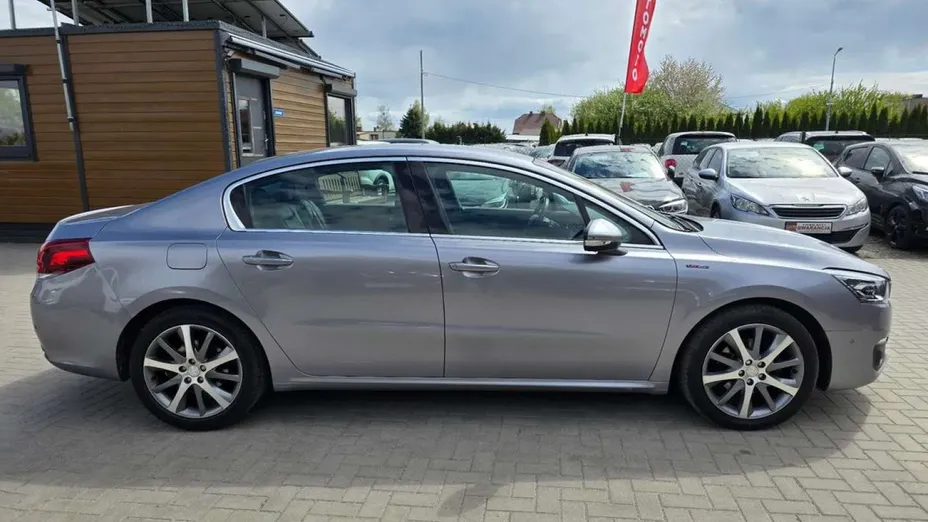PEUGEOT 508 -