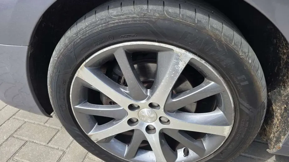 PEUGEOT 508 -