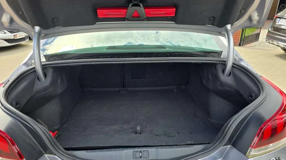 PEUGEOT 508 -