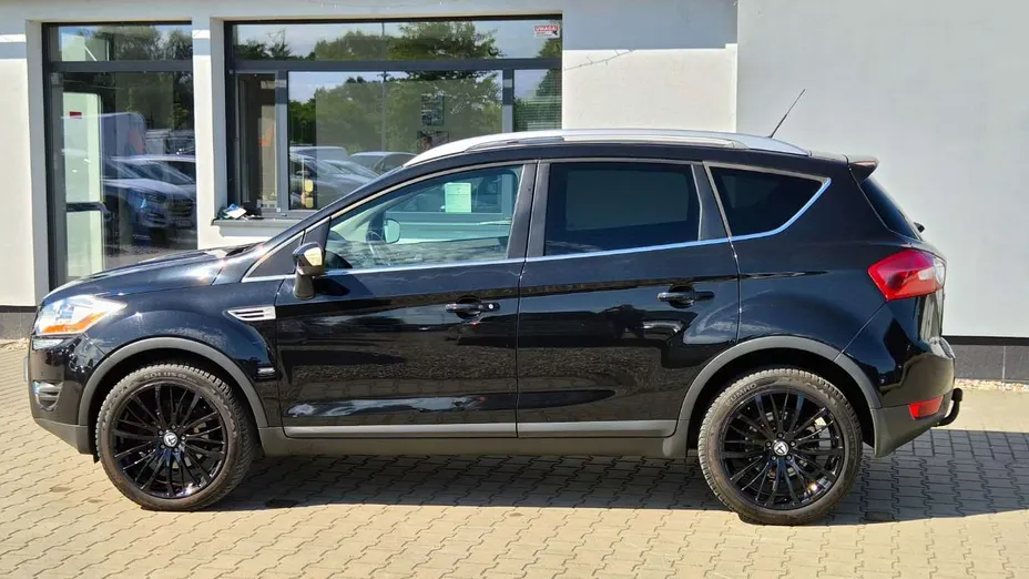 FORD Kuga -