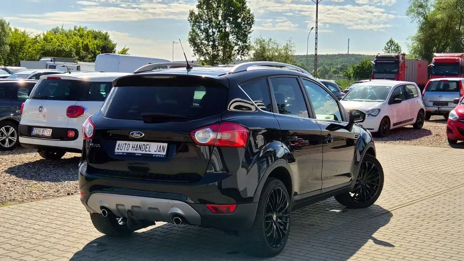 FORD Kuga -