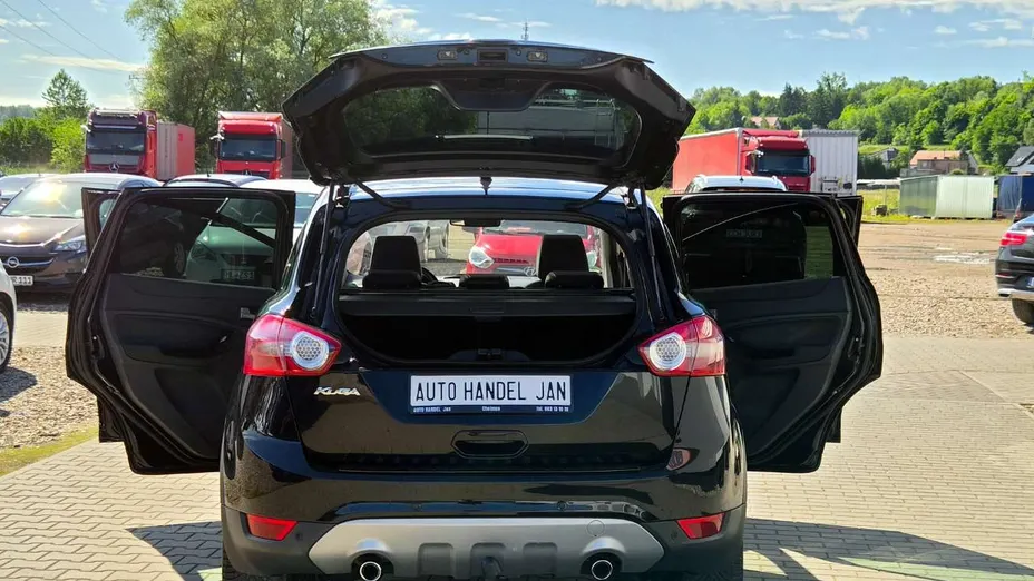 FORD Kuga -
