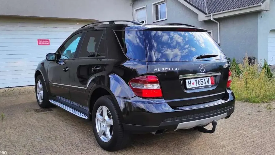 MERCEDES-BENZ ML -