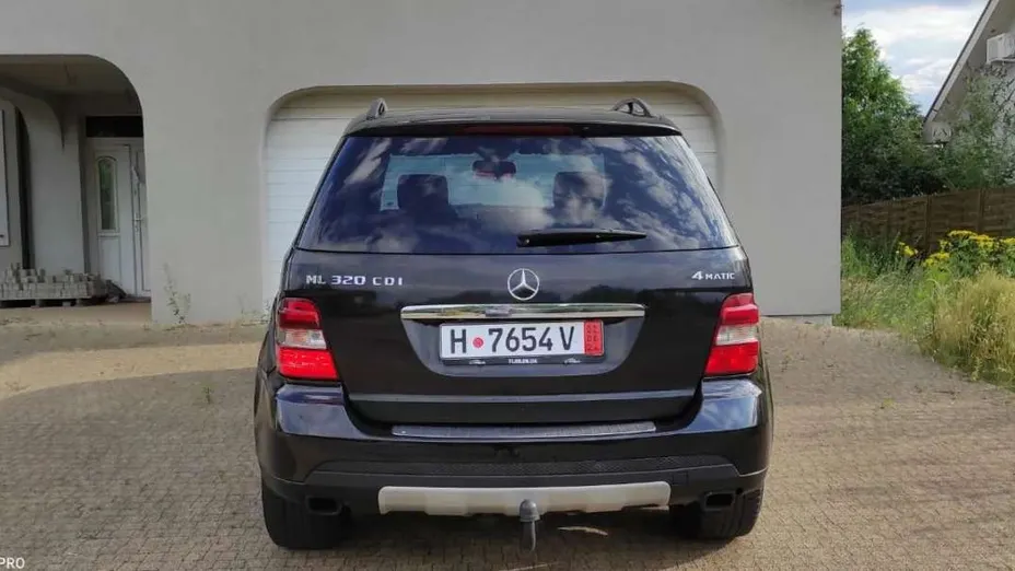 MERCEDES-BENZ ML -